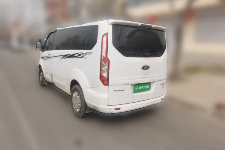 Used Ford Transit 2019 2.0T Diesel Commercial & Travel Short Wheelbase Low-Roof 9-Seater China VI