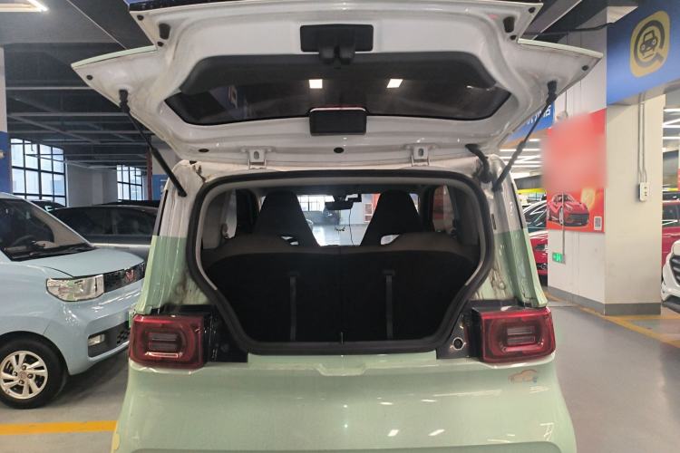 Used Wuling Hongguang MINIEV 2021 Macaron Fashion Model Lithium Iron Phosphate Trunk