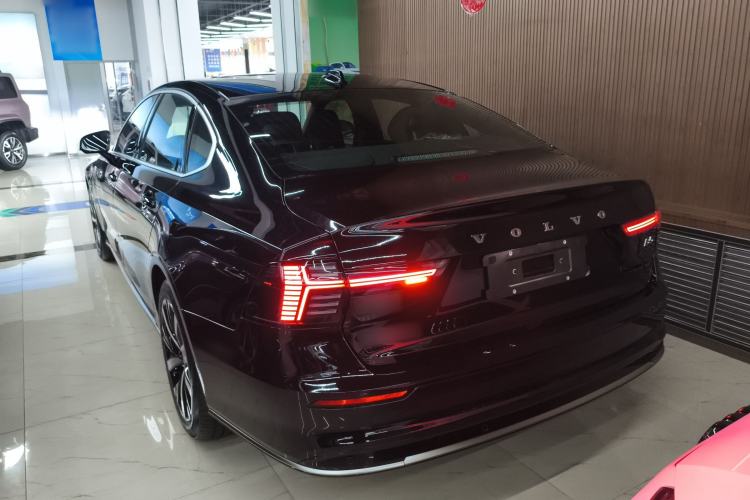 Used Volvo S90 2026 B5 Zhiyi Luxury Edition