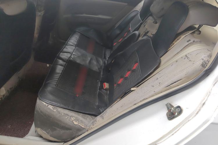 Used Geely Auto Classic Emgrand 2010 Hatchback 1.8L Manual Comfort Edition
