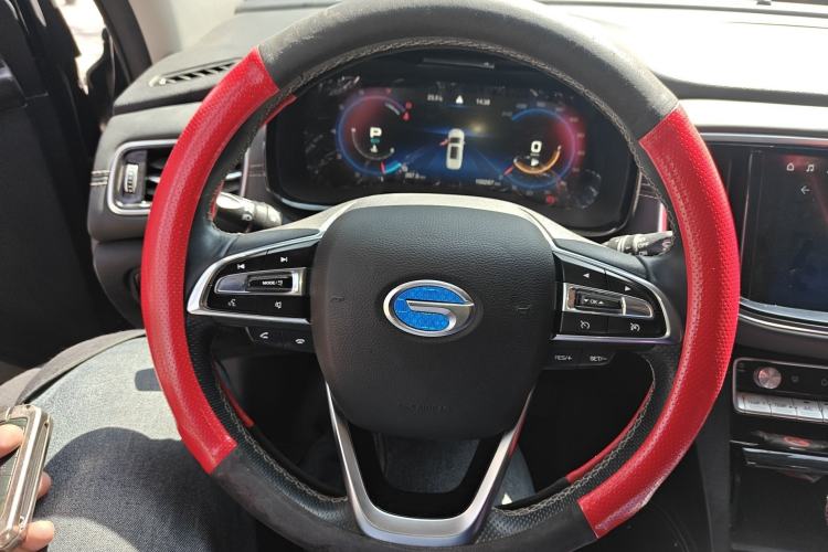 Used GAC Trumpchi GS8 2021 390T Two-Wheel Drive Luxury Smart Connect & Drive Edition (7 Seats) Steering Wheel