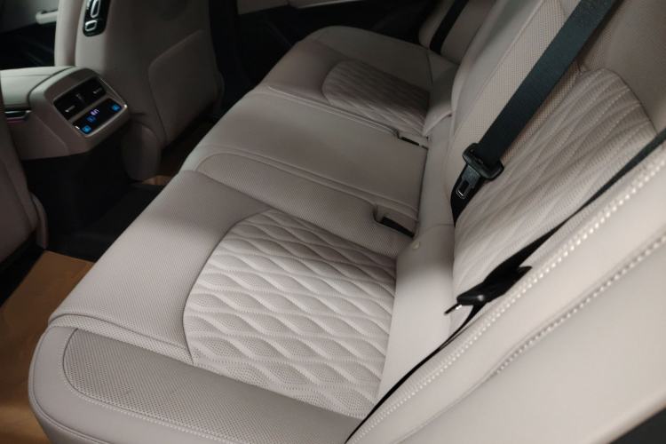 Used BYD Han 2025 DM-i 125KM Prestige Model