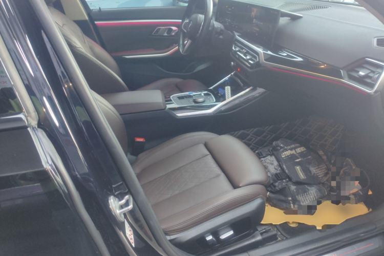 Used BMW i3 2022 eDrive 35 L Right Front Seat