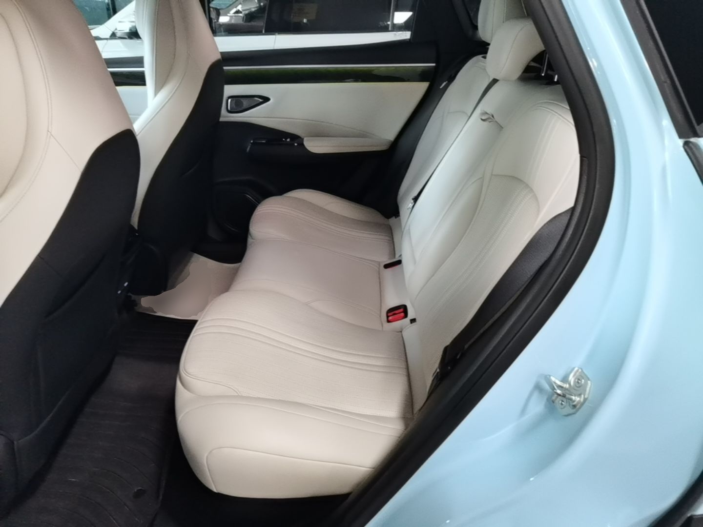 Geely Galaxy L7 2023 1.5T 115 km Starship — снимка 20