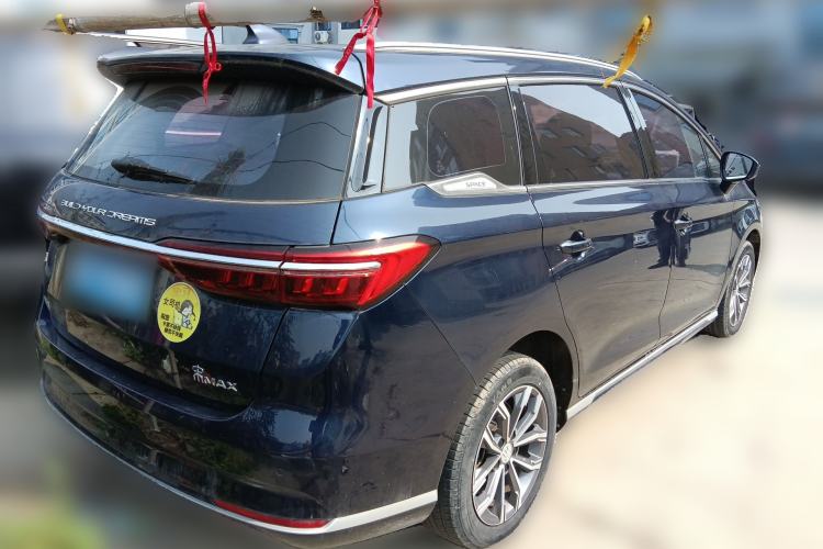 Used BYD Song MAX 2021 Upgraded Model 1.5T Automatic Flagship Version with 6 Seats Rear Right 45 Deg