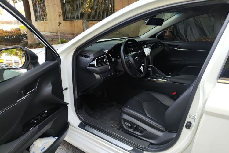 Used Toyota Camry 2019 2.0G Luxury Edition China VI Standard Driver Seat