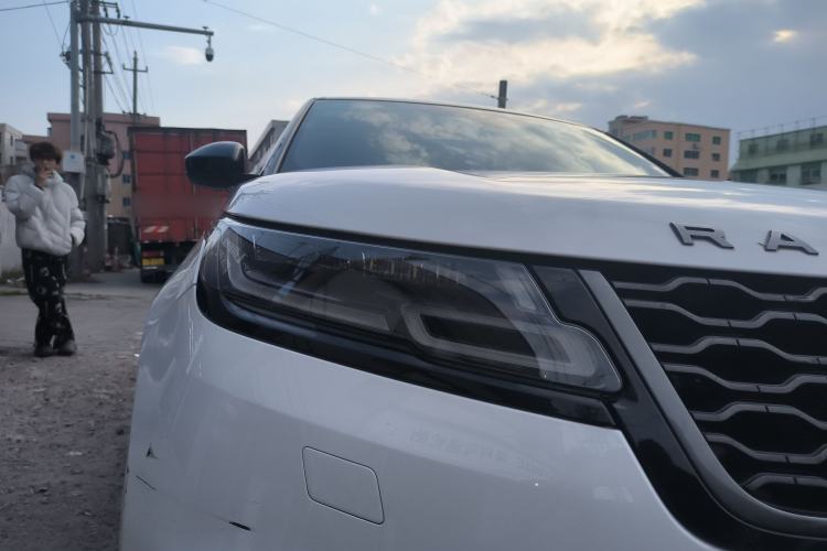 Used Land Rover Range Rover Velar 2019 250 PS