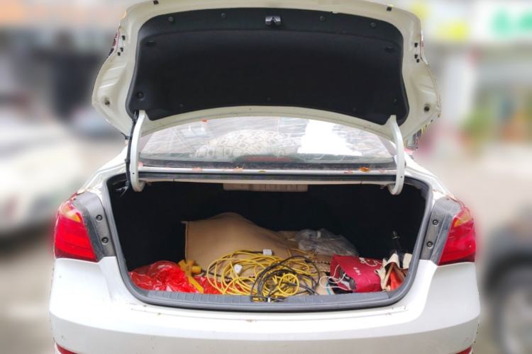 Used Hyundai Mistra 2016 1.6T Automatic Flagship TOP Model Trunk