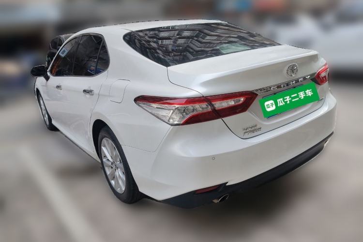 Used Toyota Camry 2018 2.0G Luxury Edition
