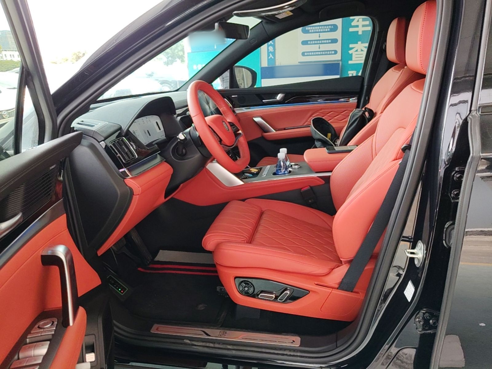 BYD Tang New Energy 2025 Model Smart Drive Version DM-i 175KM LiDAR Flagship Version — снимка 17