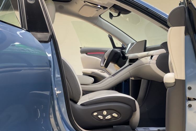 Used IM LS6 2025 Lingxi Intelligent Driving Edition
