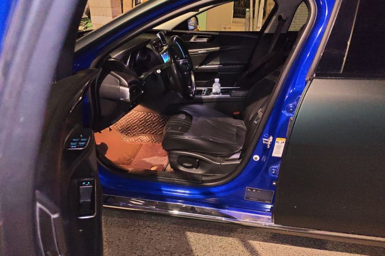 Used Jaguar XEL 2019 2.0T 200 PS Elite Edition Left Front Seat