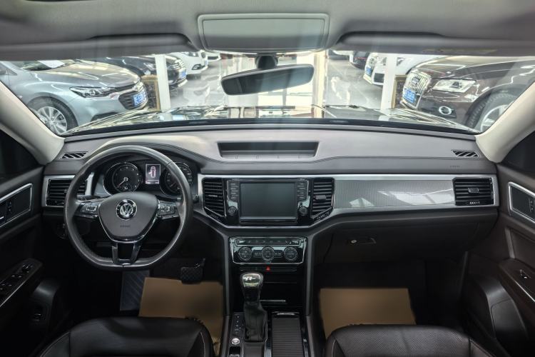 Used Volkswagen Teramont 2017 330TSI Two-Wheel-Drive Luxury Edition
