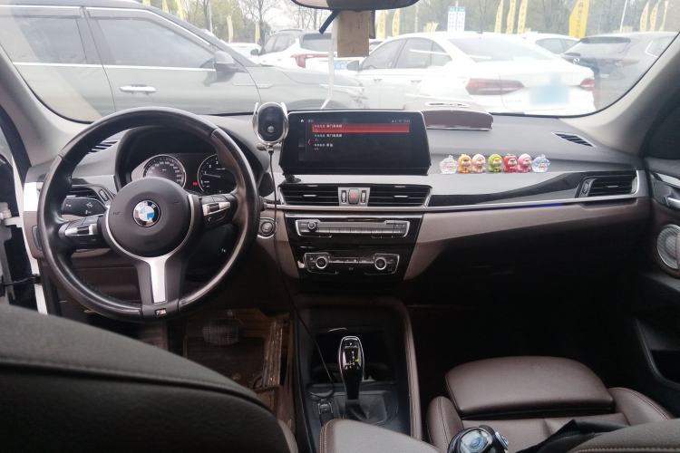 Used BMW X1 2021 Restyled sDrive25Li Leading Edition Center Console