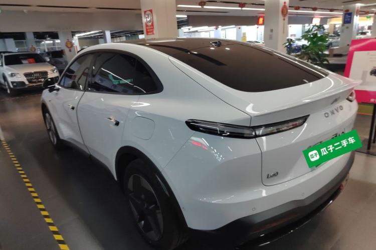 Used ONVO L60 2024 60 kWh Rear-Drive Version