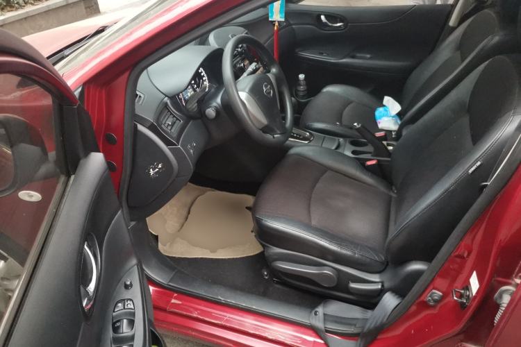 Used Nissan Tiida 2011 1.6L CVT Smart Version
