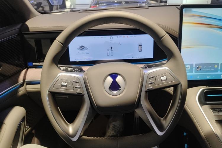 Used Denza N9 2025 Prestige Version