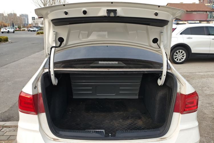 Used Volkswagen Santana 2021 1.5L Automatic Fashion Edition Trunk