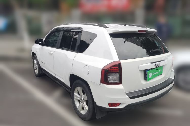 Used Jeep Compass 2013 2.4L four-wheel-drive sport version