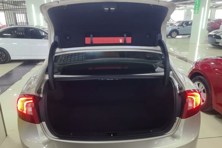 Used Volvo S60 2017 S60L T4 Smart Range Edition
