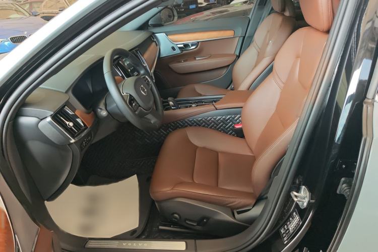 Used Volvo S90 2021 B5 Zhiyi Luxury Edition