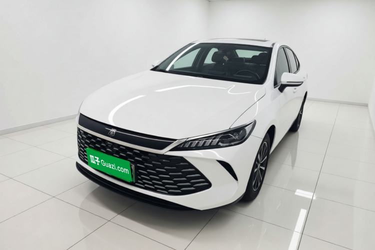 Used BYD Qin PLUS 2025 DM-i Smart Drive 55KM Leading Model Front Left 45 Deg