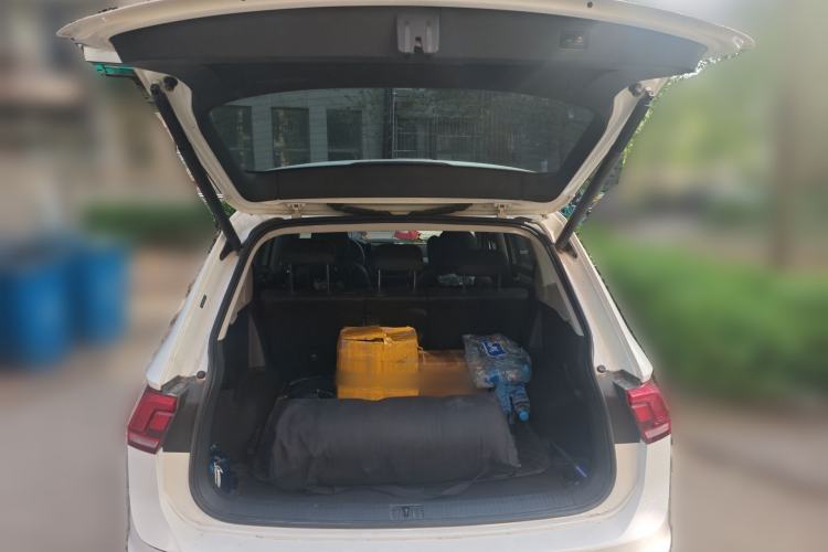 Used Volkswagen Tiguan L 2020 330TSI Automatic Two-Wheel Drive Smart Luxury Edition China VI Standard
