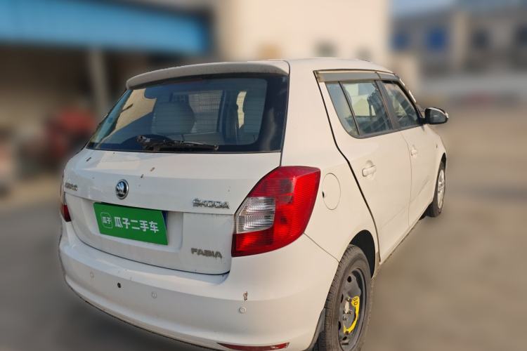 Used Skoda Fabia 2014 1.4L Manual Crystal Edition
