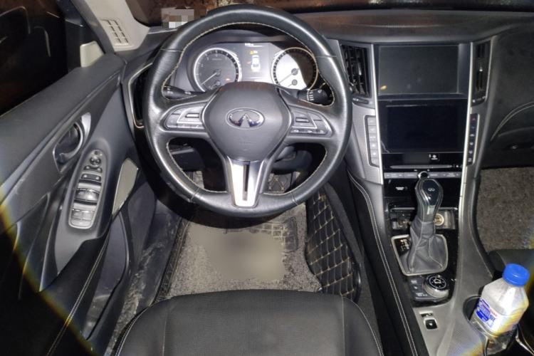 Used Infiniti Q50L 2018 2.0T Enjoyment Edition China V standard