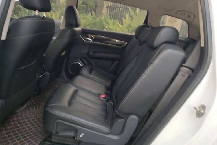 Used BYD Song MAX 2017 1.5T Manual Smart Connect Luxury 7-Seater
