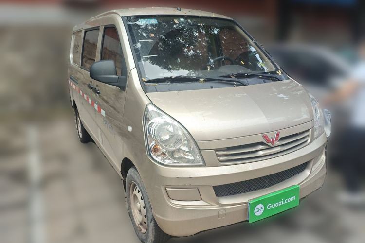 Used Wuling Rongguang 2019 1.2L S Van Standard Model with 5 Seats
