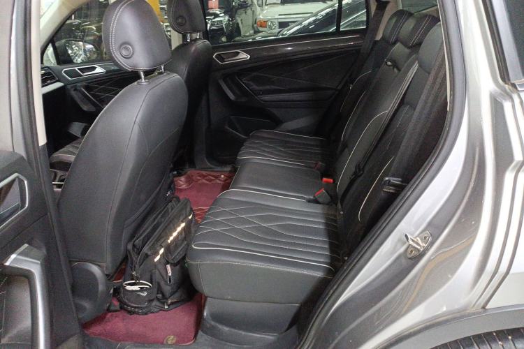 Used Volkswagen Tiguan L 2022 330TSI Automatic Two-Wheel Drive R-Line Enhanced Edition
