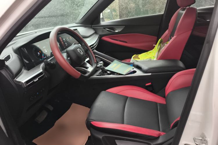 Used CHANGAN CS35PLUS 2021 Revised Version Blue Whale NE 1.4T DCT Luxury Edition
