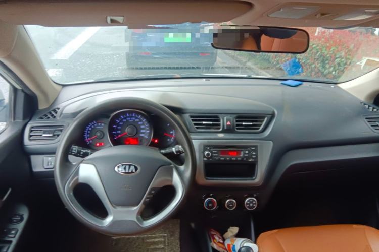 Used Kia K2 2015 Sedan 1.4L MT GLS