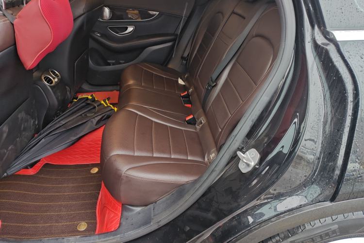 Used Mercedes-Benz GLC 2018 Facelift GLC 260 4MATIC Luxury Edition
