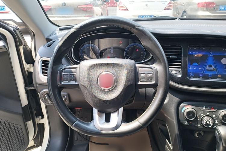 Used Fiat Viaggio 2015 1.4T Automatic Smart Edition