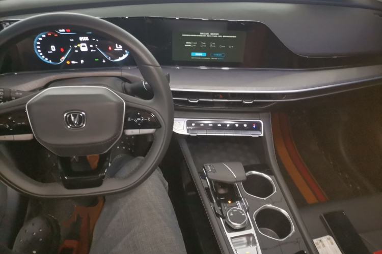 Used Changan Eado 2024 PLUS Blue Whale NE 1.4T GDI DCT High-Energy Edition