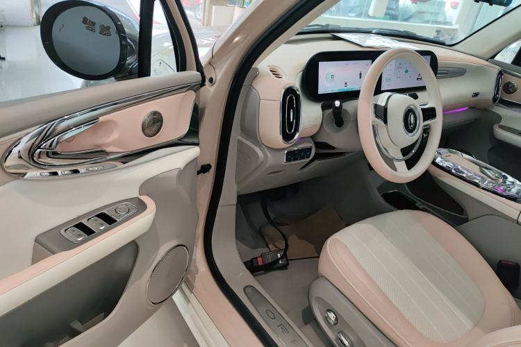 Used ORA Ballet Cat 2022 401 km Nutcracker Edition