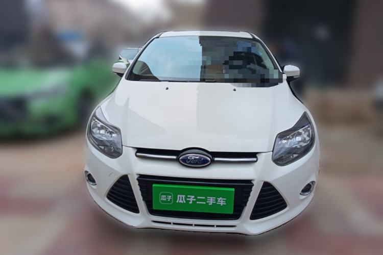 Used Ford Focus 2012 Hatchback 2.0L Automatic Luxury Sport Model
