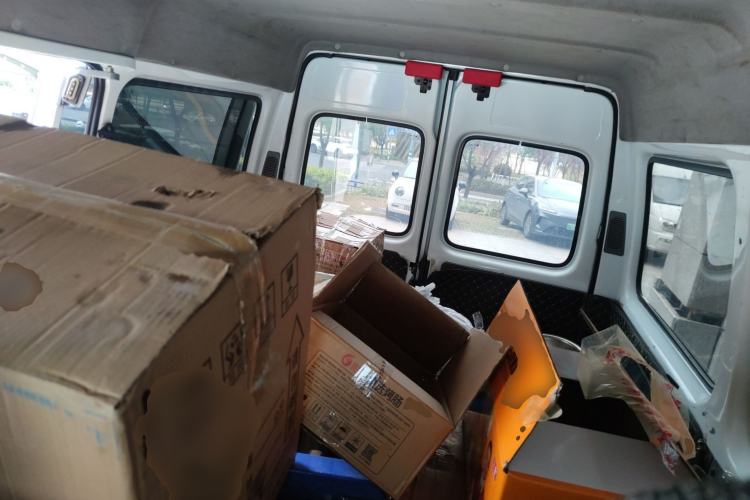 Used JMC Transit 2021 2.8T Space King Taurus Short Wheelbase Mid-Height 6-Seater Diesel Euro VI JX493