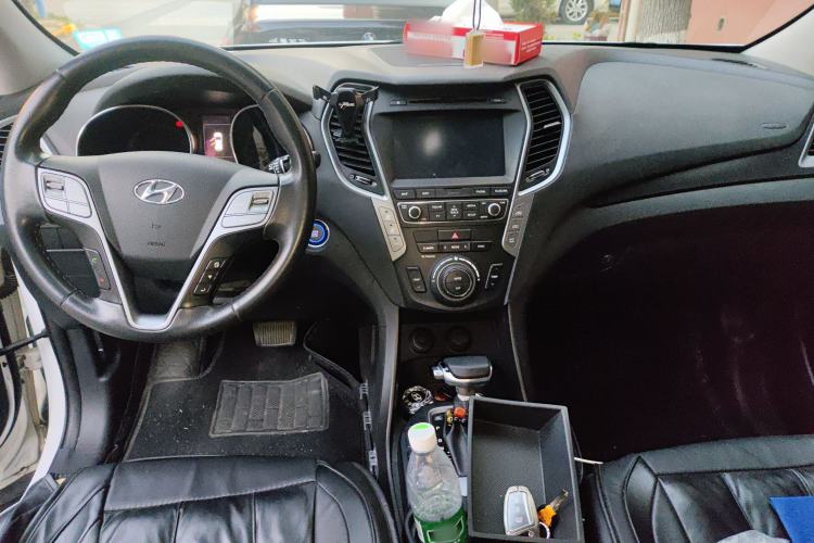 Used Hyundai Santa Fe 2017 2.0T Automatic All-Wheel Drive Smart 7-Seater