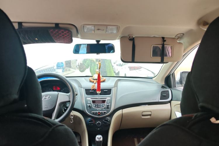 Used Hyundai Verna (older generation) 2014 1.4L Manual Smart GLS Trim
