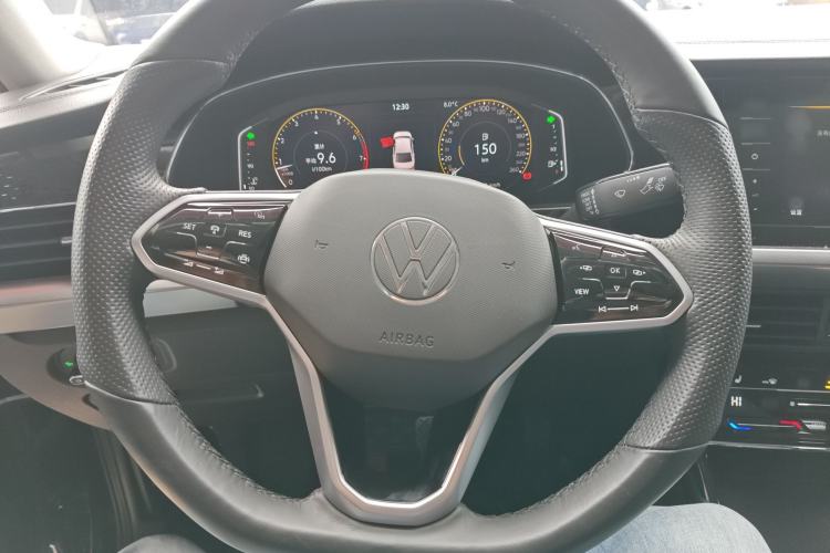 Used Volkswagen Passat 2023 330TSI Starry Elite Edition
