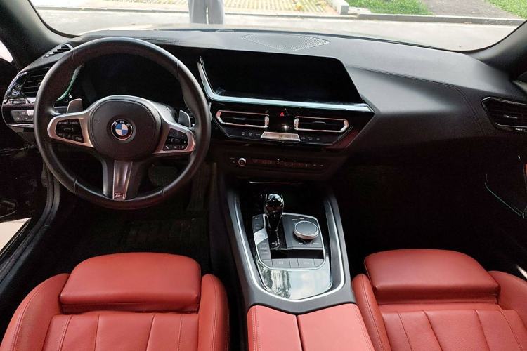 Used BMW Z4 2022 sDrive 25i M Sport Package Interior 2