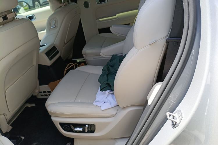 Used Li Auto L9 2022 Max model Interior 4