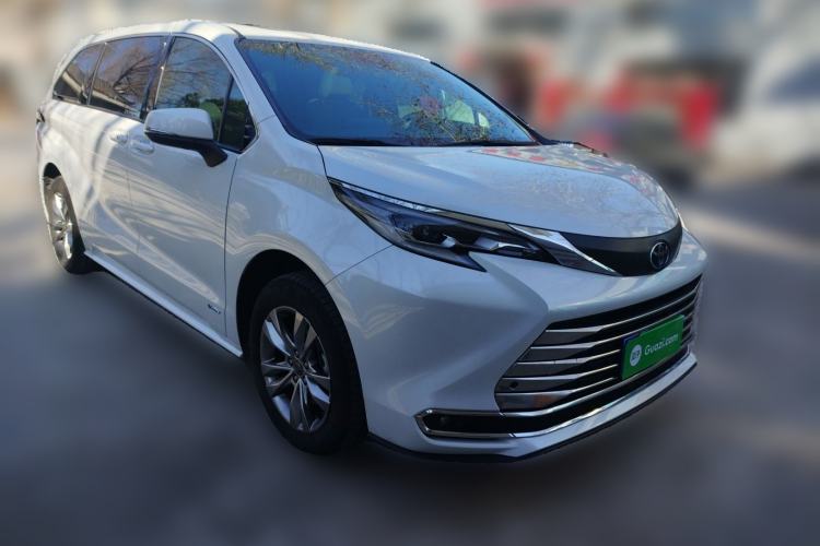 Used Toyota Sienna 2024 2.5L Hybrid Comfort Edition