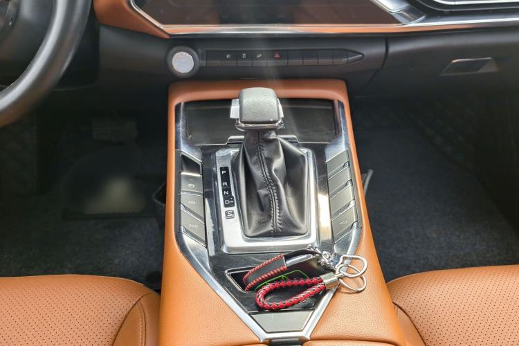 Used Zotye T500 2018 1.5T Automatic Smart Connected Prestige Model Interior 5