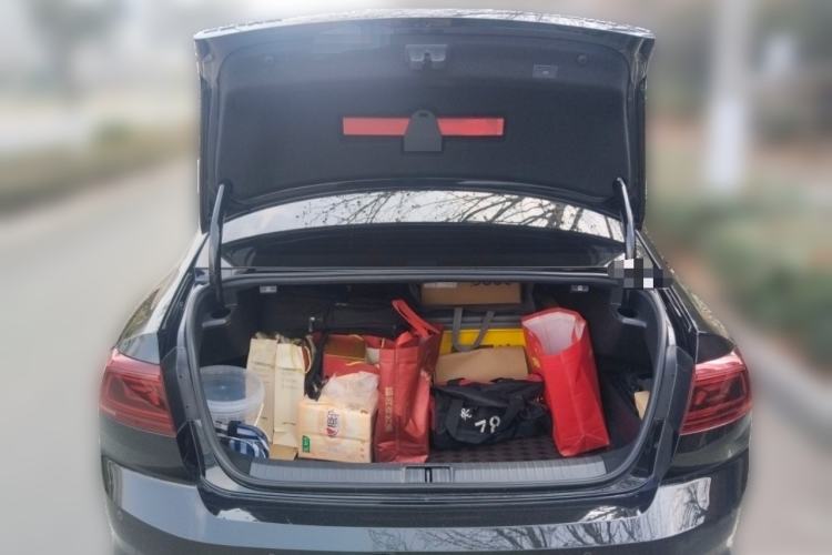 Used Volkswagen Magotan 2023 2 Million Units Commemorative Edition 330TSI DSG Luxury Version
