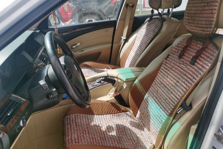 Used BMW 5 Series 2010 520Li Luxury Model
