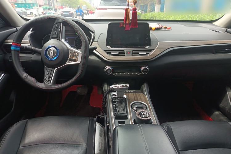 Used Nissan Teana 2021 2.0L XL Comfort Edition Center Console